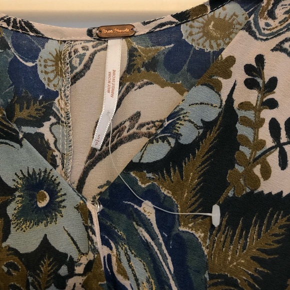 Free people flowy dress - Picture 2 of 5